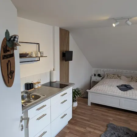 Rosa Apartment